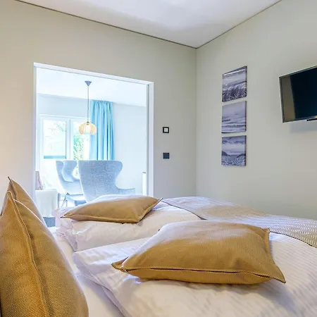 公寓 Achterndieck - Modernes 5-sterne Erdgeschoss-apartment Mit Balkon *